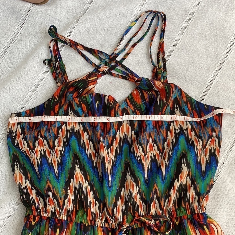 Speed Control sleeveless mini sundress with stunning bright colors. - Picture 13 of 16